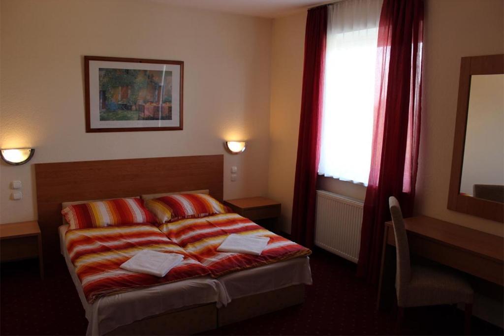 Hotel Menthol Budapest Ruang foto